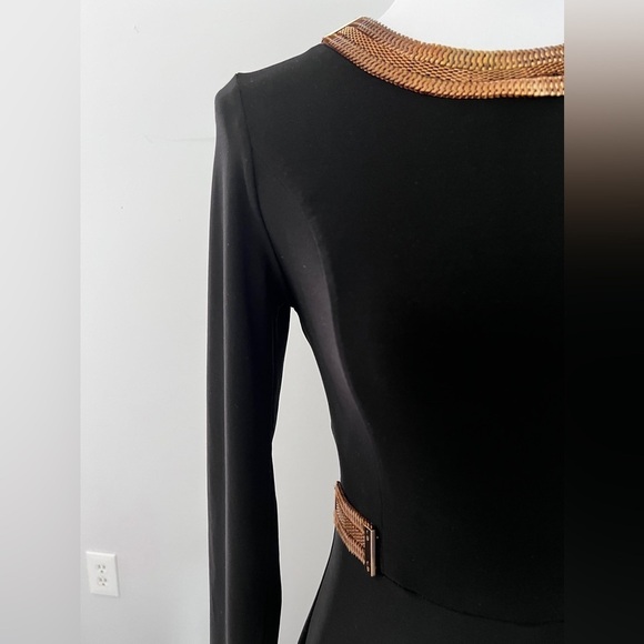 River Island Stunning Evening black gown with gold accents size 6 - Picture 4 of 16